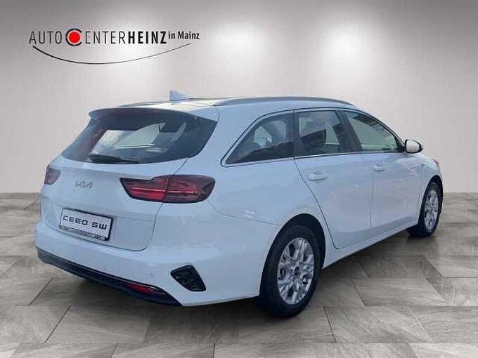 Kia Ceed SW 1.5 T-GDI DCT7 OPF Vision Vision mit Komfort-plus-Paket
