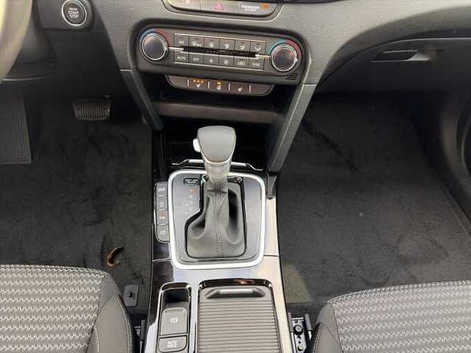 Kia Ceed 1.5 T-GDI DCT7 Ultimate Edition Style und Sound-Paket