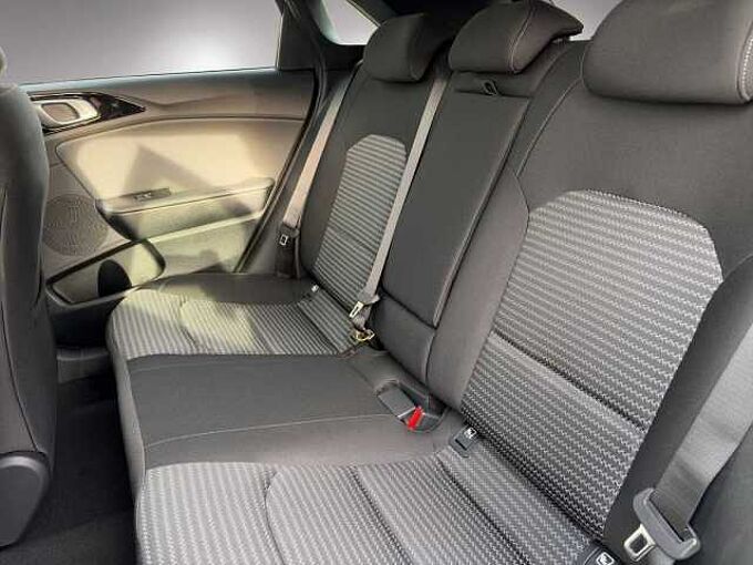 Kia Ceed 1.5 T-GDI DCT7 Ultimate Edition Style und Sound-Paket