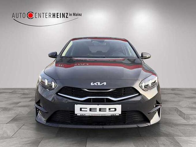 Kia Ceed 1.5 T-GDI DCT7 Ultimate Edition mit Style-Paket