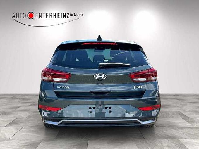 Hyundai i30 1.5 T-GDI 48V-Hybrid DCT Advantage