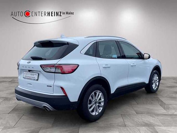 Ford Kuga Plug-In Hybrid Titanium