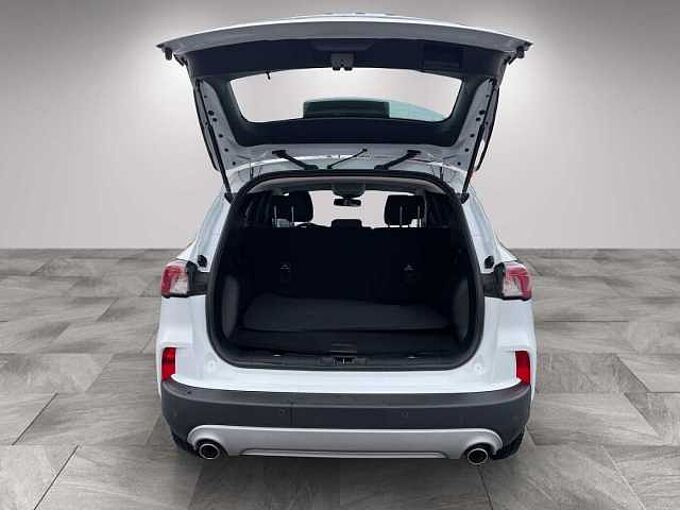 Ford Kuga Plug-In Hybrid Titanium