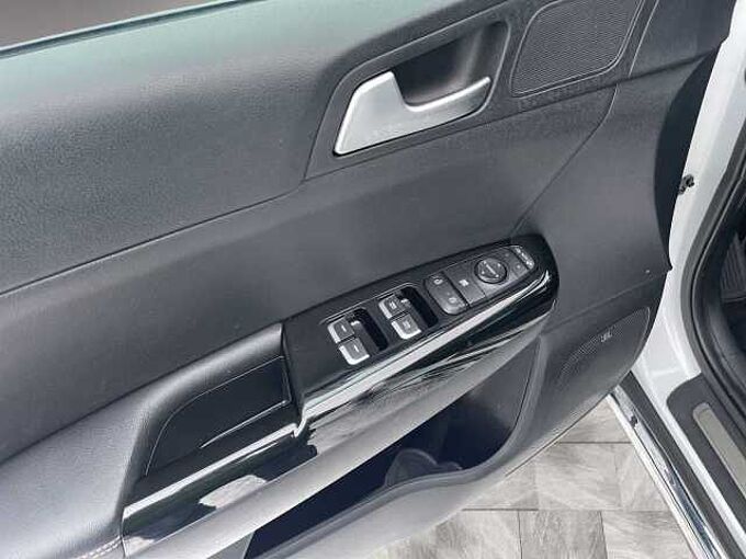 Kia Sportage Platinum Edition 4WD