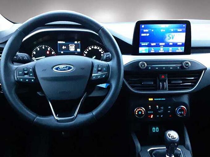 Ford Focus Cool & Connect