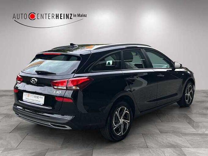 Hyundai i30 Select Mild-Hybrid