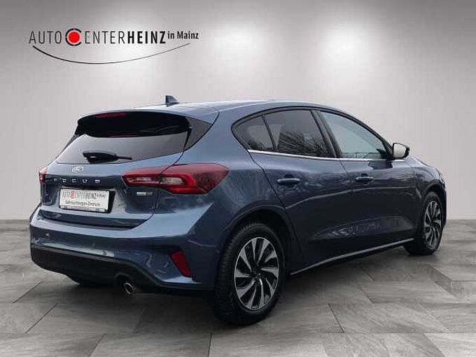 Ford Focus Titanium X