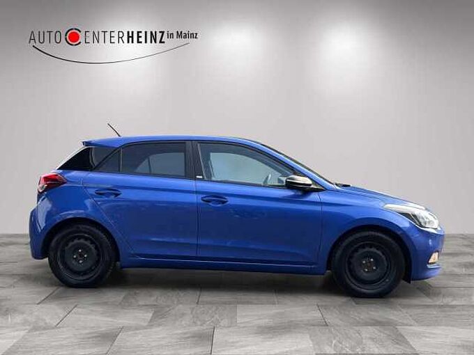 Hyundai i20 blue Passion