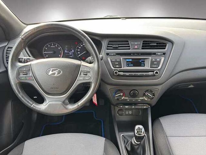 Hyundai i20 blue Passion