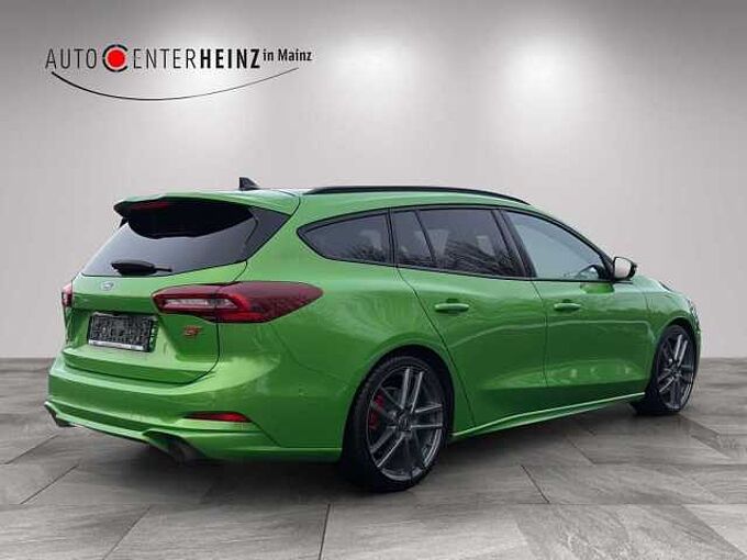 Ford Focus ST X