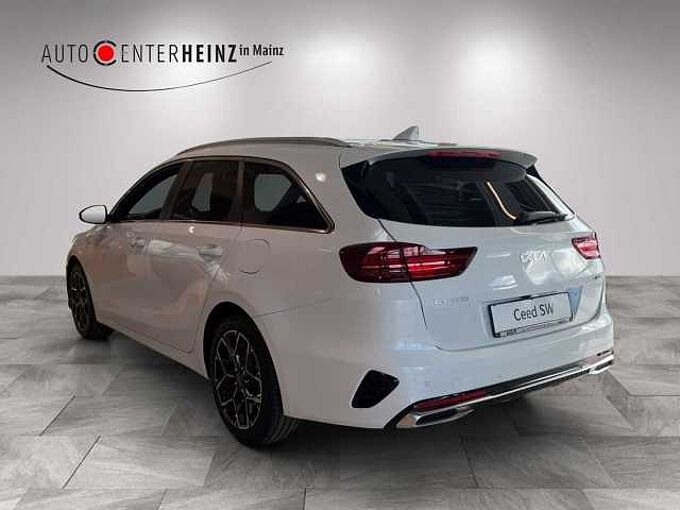 Kia Ceed SW 1.5 T-GDI DCT7 OPF GT-Line mit Leder- und Technologie-Paket