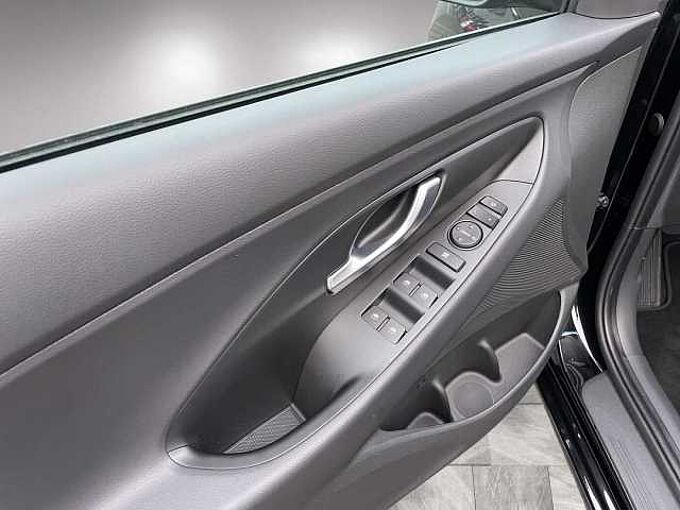 Hyundai i30 Advantage Mild-Hybrid