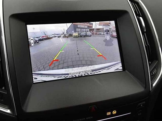 Ford S-Max Hybrid Titanium