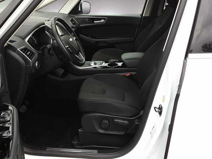 Ford S-Max Hybrid Titanium