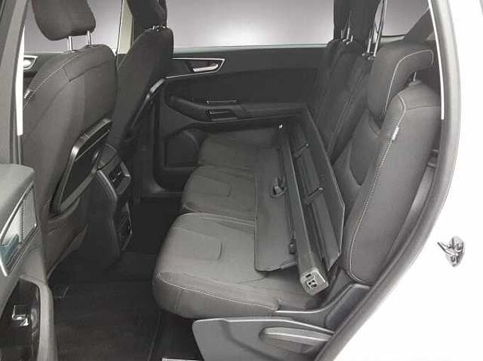 Ford S-Max Hybrid Titanium