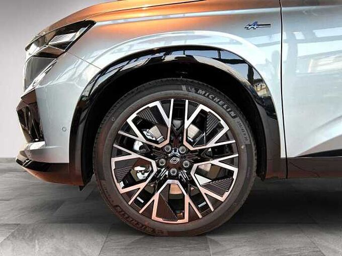 Renault Espace Full Hybrid E-TECH 200 Esprit Alpine