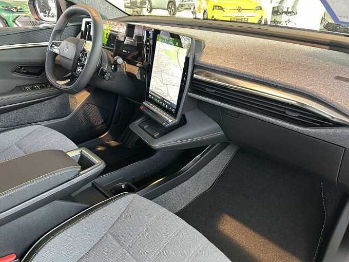Renault Scenic E-Tech 220 Long Range Techno