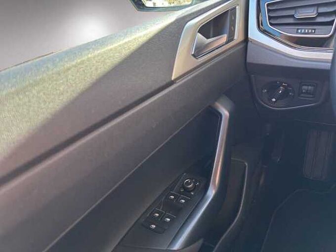 Volkswagen Polo Move