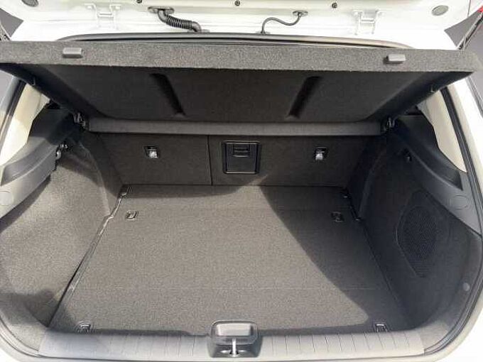 Kia K4 1.6 T-GDI DCT7 150 OPF Spirit 