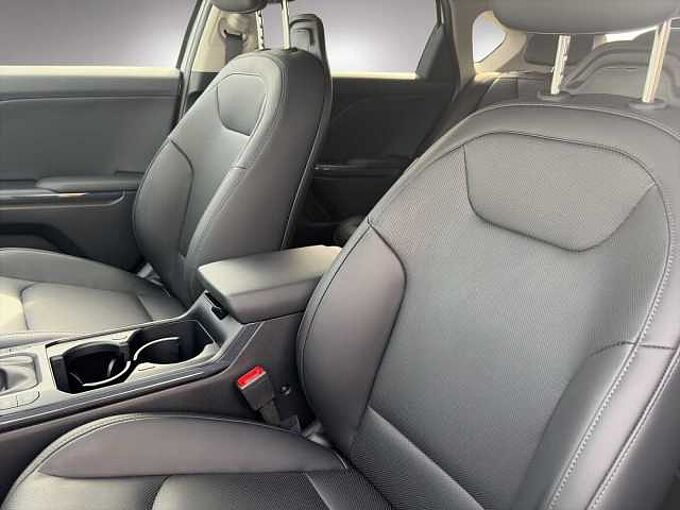 Kia K4 1.6 T-GDI DCT7 150 OPF Spirit 