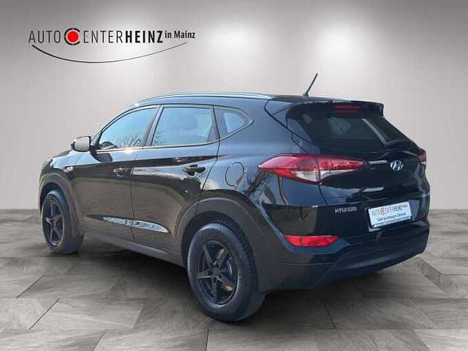 Hyundai Tucson blue Classic 2WD