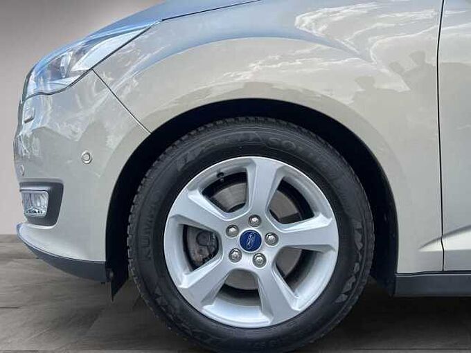 Ford Grand C-Max Titanium