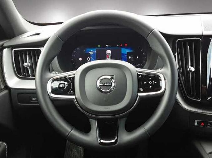 Volvo XC 60 Plus Dark 2WD