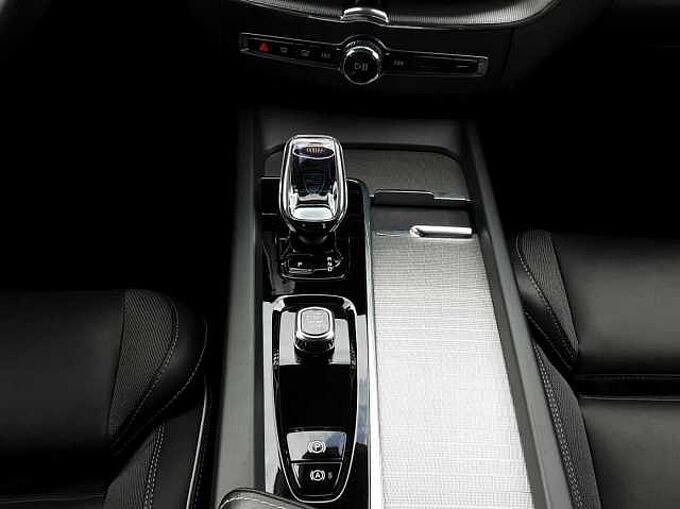 Volvo XC 60 Plus Dark 2WD