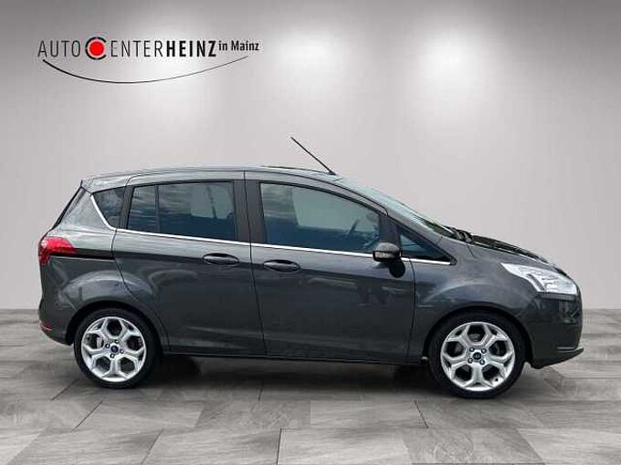 Ford B-Max Titanium