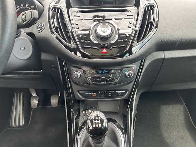 Ford B-Max Titanium
