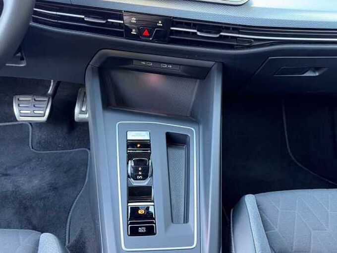 Volkswagen Golf 1.5 eTSI 110 kW Energy