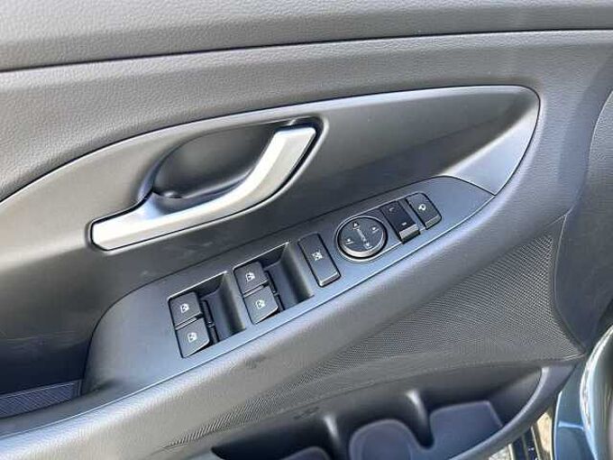Hyundai i30 1.5 T-GDI