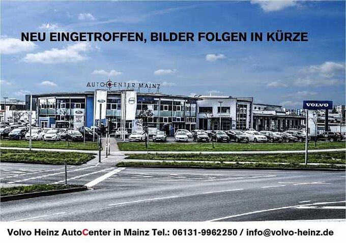 Volvo EX30 P8 AWD Summer Edition