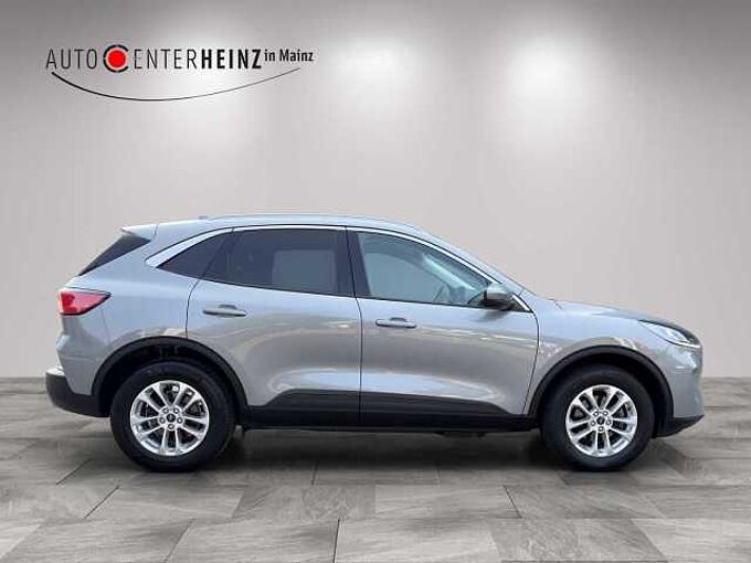 Ford Kuga Plug-In Hybrid Titanium