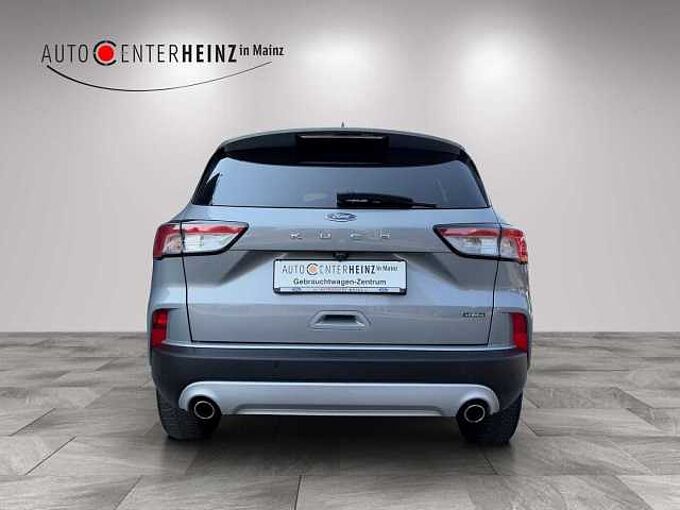 Ford Kuga Plug-In Hybrid Titanium