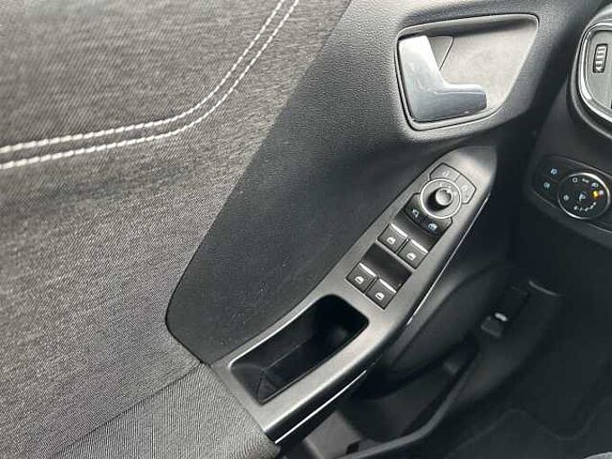 Ford Puma Titanium