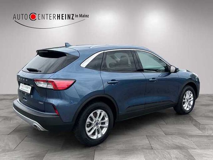 Ford Kuga Plug-In Hybrid Titanium