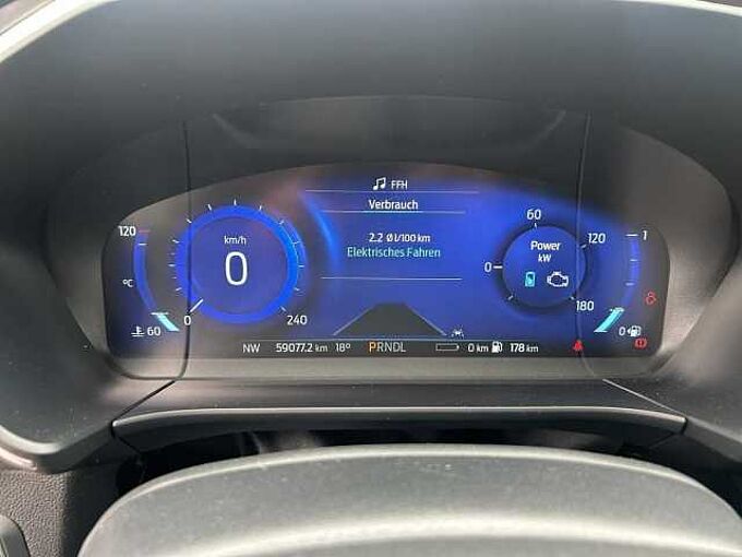 Ford Kuga Plug-In Hybrid Titanium