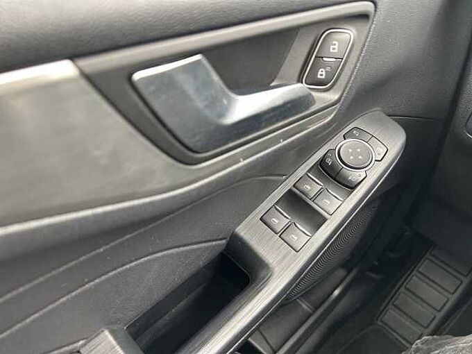 Ford Kuga Plug-In Hybrid Titanium