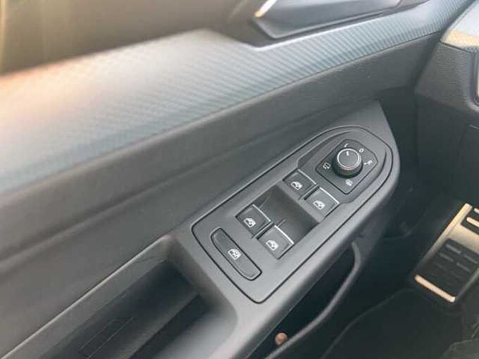 Volkswagen Golf 1.5 TSI 110 kW Goal