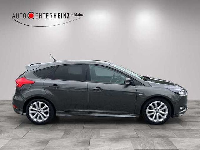 Ford Focus ST-Line