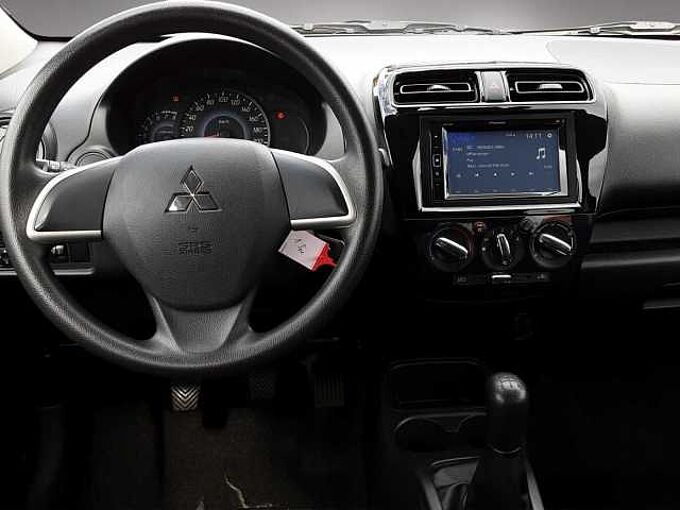 Mitsubishi Space Star Select