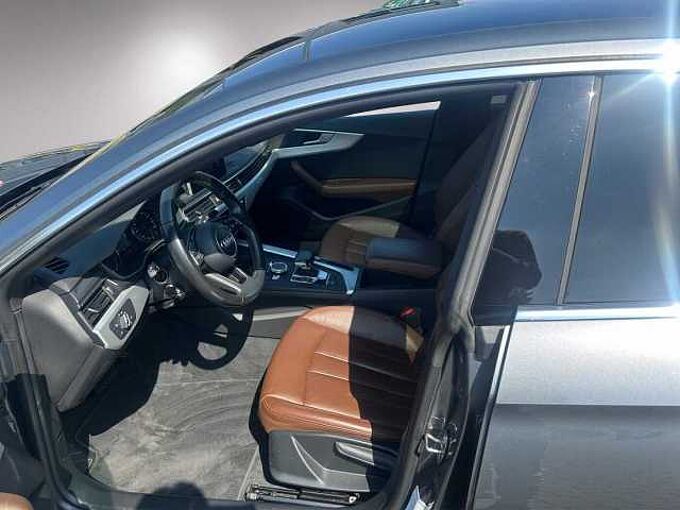 Audi A5 quattro basis