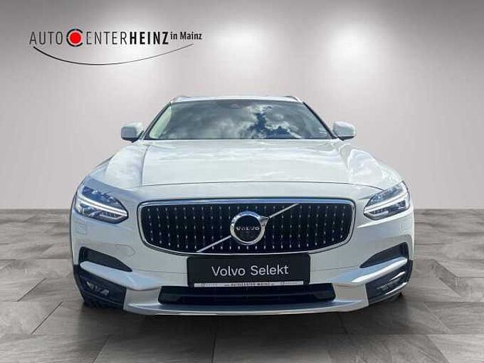 Volvo V90 Cross Country Pro AWD