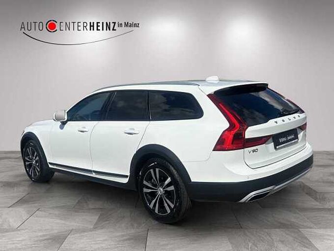 Volvo V90 Cross Country Pro AWD
