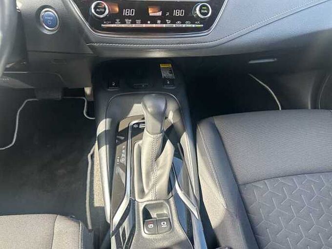 Toyota Corolla Hybrid Club