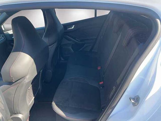 Ford Focus ST X