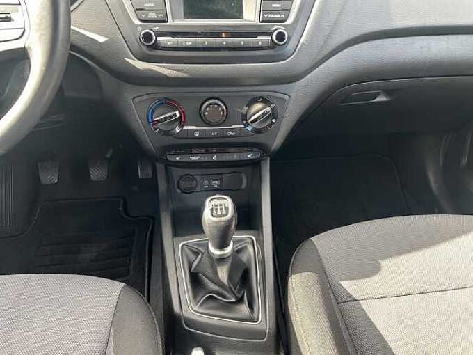 Hyundai i20 YES!