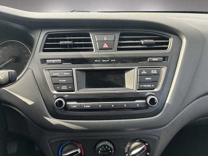 Hyundai i20 YES!