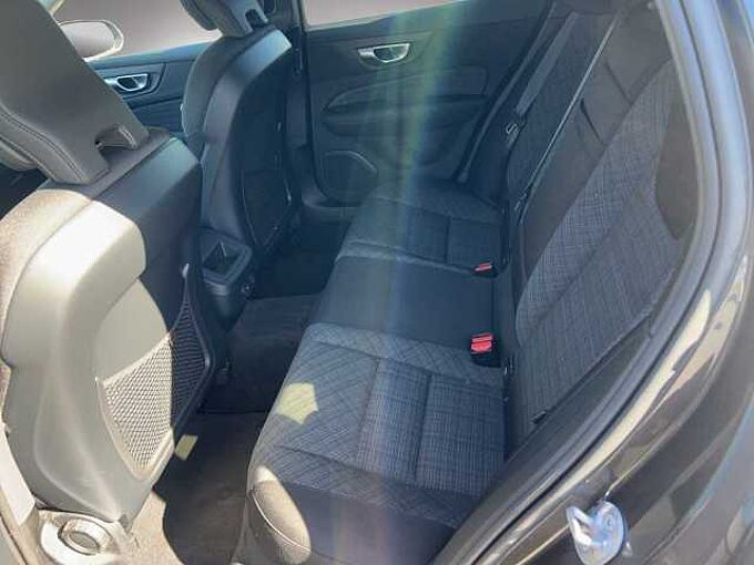 Volvo V60 Core